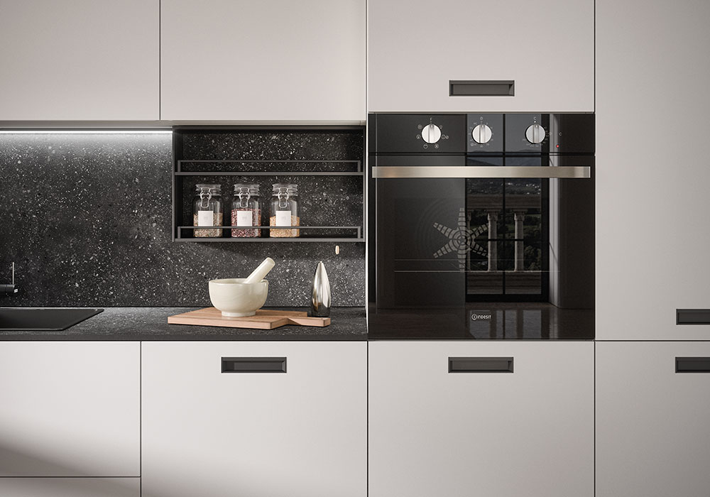 Forno Indesit incassato in una colonna.